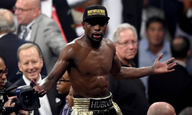 Ο Floyd Mayweather Μπήκε Σε Κλουβί MMA !!!