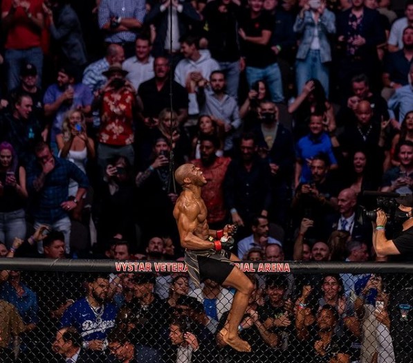 UFC 261 | ΚΟ και Συντριβή για τον Masvidal από τον Kamaru Usman